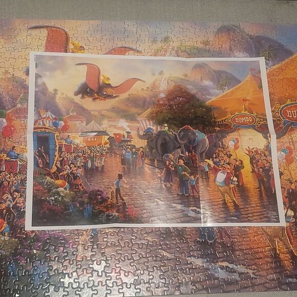 Disney Dumbo Thomas Kinkade 750 Piece Puzzle Circus Scene Made in USA - Picture 3 of 7